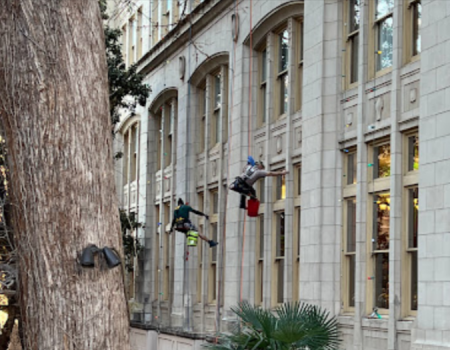 Bellows Commercial Window Cleaning Services in San Antonio